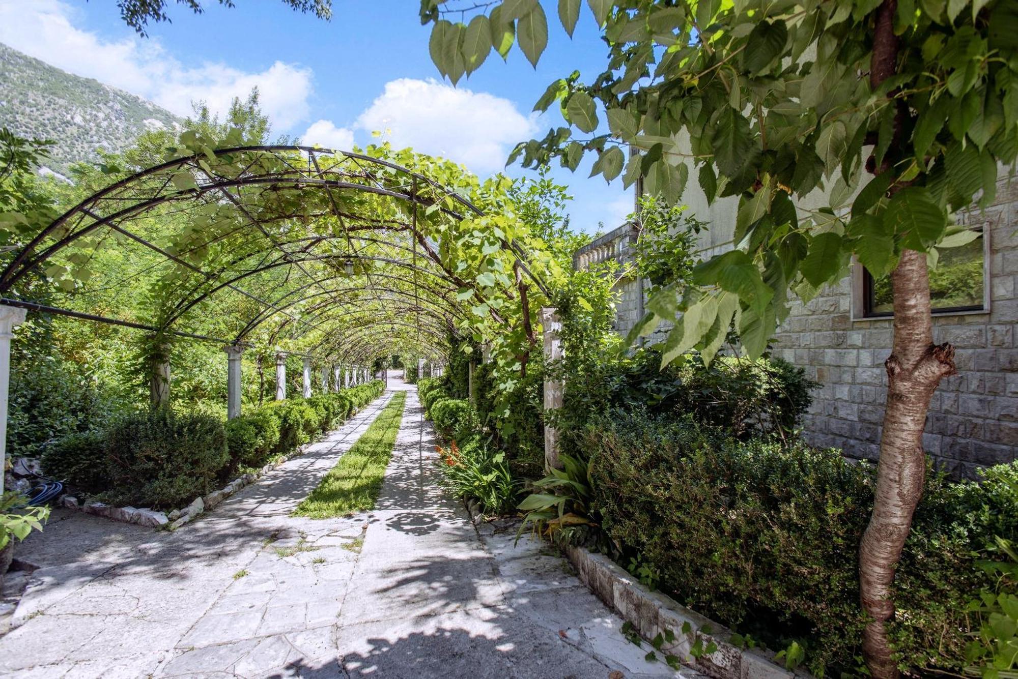 Villa D'Amore Montenegro Donji Morinj Exterior photo